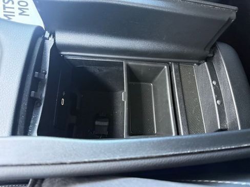 Used 2025 Mercedes-Benz GLE 450e 4MATIC image 23