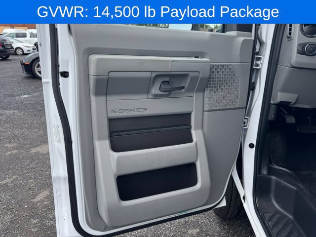 Used 2023 Ford E-450 and Econoline 450 Super Duty w/ Power Windows & Locks Group RWD image 12