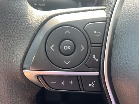 Used 2021 Toyota Camry LE FWD image 32