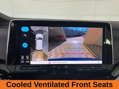 Used 2025 Volkswagen Atlas Cross Sport SEL Premium R-Line image 15