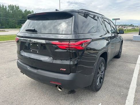 Used 2023 Chevrolet Traverse RS w/ LPO, Floor Liner Package AWD/4WD image 17