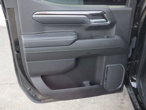 Certified 2023 Chevrolet Silverado 1500 LTZ w/ Technology Package image 31