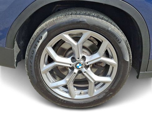 Used 2024 BMW X3 xDrive30i w/ Premium Package AWD/4WD image 7