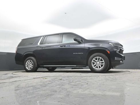Used 2022 Chevrolet Suburban LS AWD/4WD image 41