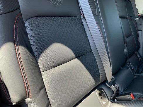 New 2024 Jeep Gladiator Rubicon w/ Technology Group image 42