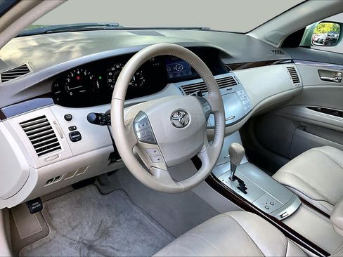 Used 2008 Toyota Avalon XLS FWD image 16