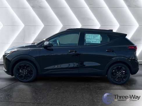 New 2027 Chevrolet Bolt RS w/ Technology Package FWD image 2