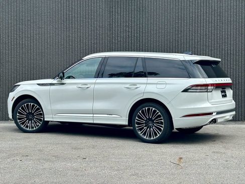 New 2026 Lincoln Aviator Black Label w/ Dynamic Handling Package AWD/4WD image 4
