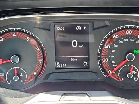 Certified 2020 Volkswagen Jetta R-Line w/ R-Line Cold Weather Package FWD image 33