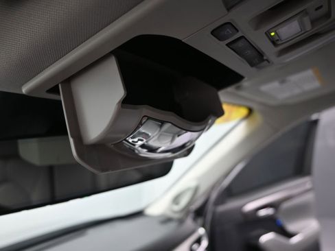 Used 2021 Toyota Highlander Limited image 43