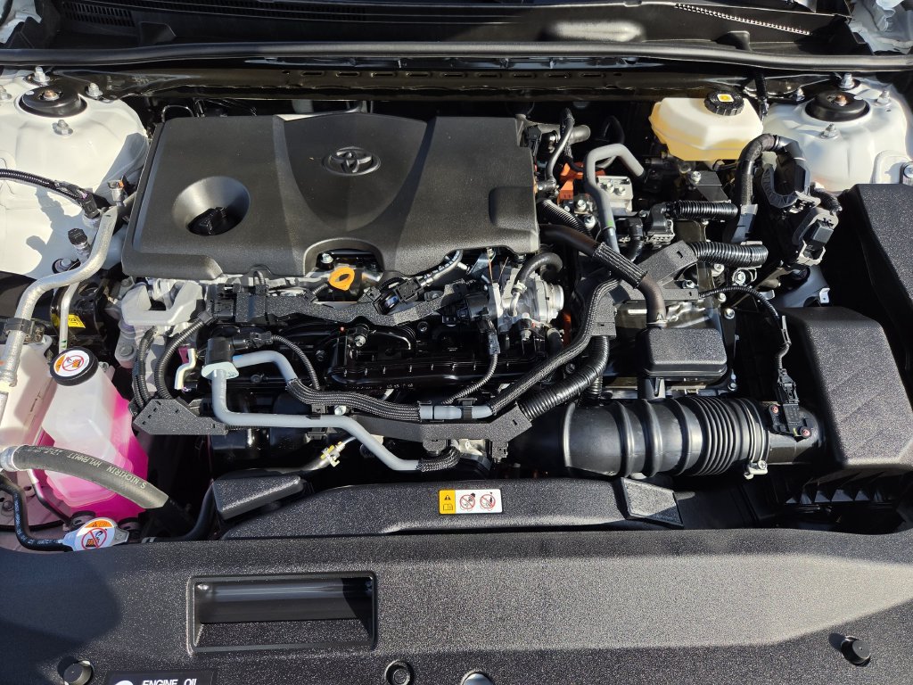 Used 2026 Toyota Camry LE FWD image 30