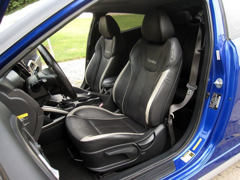 Used 2013 Hyundai Veloster Turbo w/ Ultimate Pkg FWD image 19