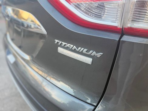 Used 2016 Ford Escape Titanium image 30