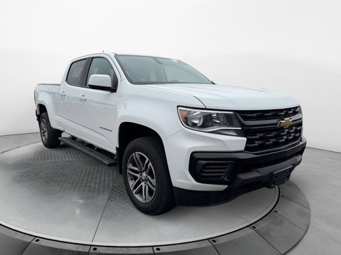 Used 2022 Chevrolet Colorado W/T w/ Custom Special Edition RWD image 4