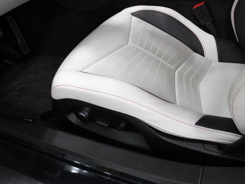 Used 2023 Chevrolet Corvette Stingray Premium Conv image 13