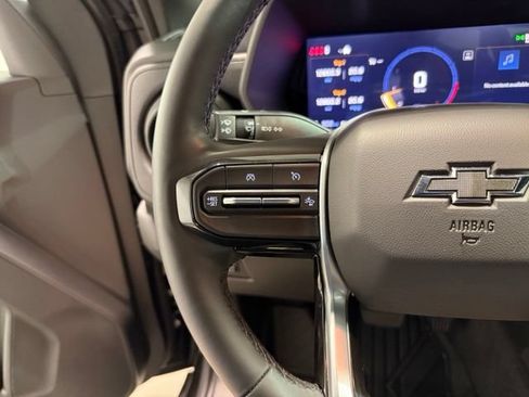 Used 2025 Chevrolet Colorado Trail Boss AWD/4WD image 14