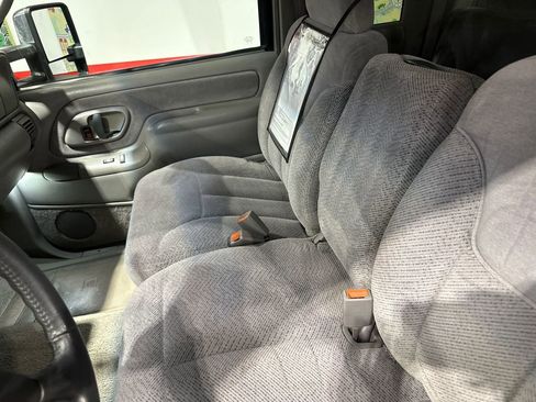 Used 1998 Chevrolet Silverado 2500 4x4 Extended Cab w/ Preferred Equipment Group 2 image 75