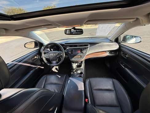 Used 2014 Toyota Avalon XLE Premium image 12