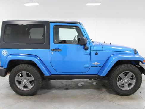 Used 2015 Jeep Wrangler Sport AWD/4WD image 11