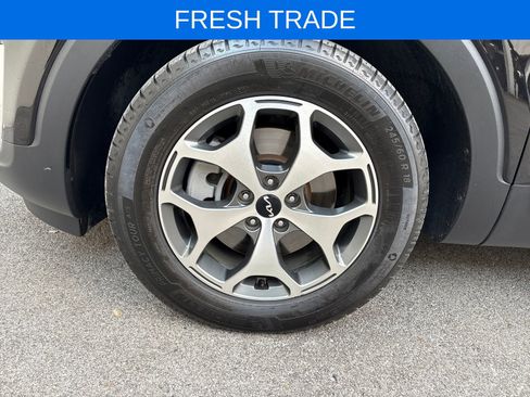 Used 2022 Kia Telluride EX w/ Towing Package image 37