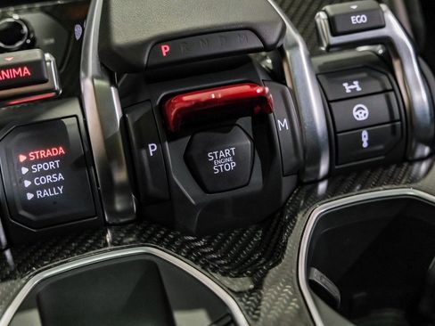 Used 2024 Lamborghini Urus Performante image 28