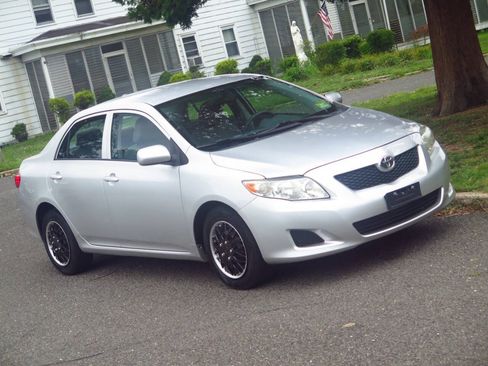 Used 2009 Toyota Corolla LE FWD image 29