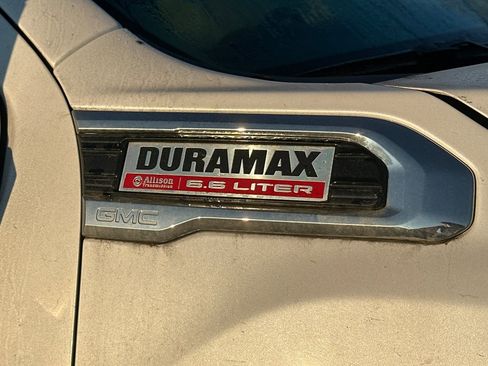 Used 2023 GMC Sierra 3500 Denali w/ Denali Ultimate Package image 6