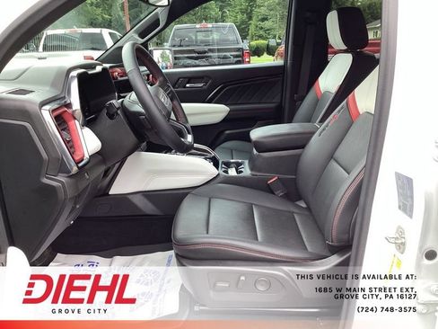 Used 2024 GMC Canyon AT4X AWD/4WD image 23