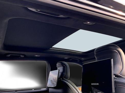 Used 2023 Jeep Grand Cherokee L Summit image 16