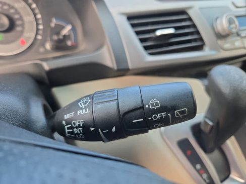Used 2012 Honda Odyssey EX image 24