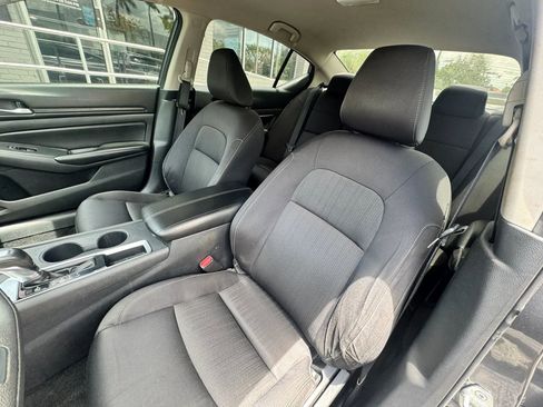 Used 2021 Nissan Altima 2.5 S FWD image 16