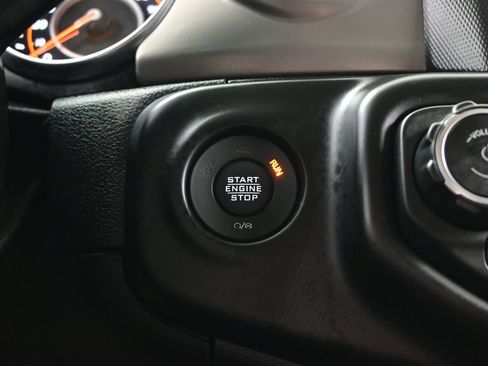 Used 2021 Jeep Wrangler Unlimited Sport AWD/4WD image 23