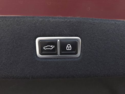 Used 2025 Hyundai Ioniq 6 Limited image 41