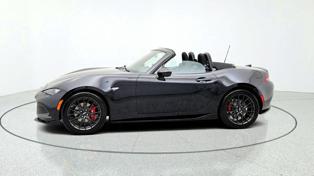Used 2016 MAZDA MX-5 Miata Club w/ Brembo/BBS Package RWD image 8