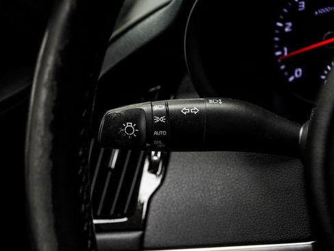 Used 2020 Kia Stinger GT-Line image 31