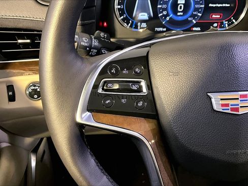 Used 2019 Cadillac Escalade Luxury image 24