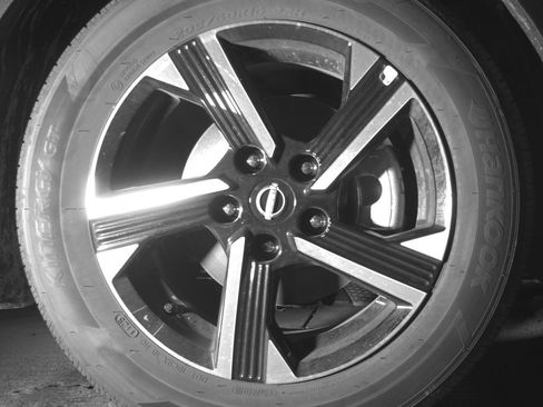 Used 2025 Nissan Sentra SV image 13