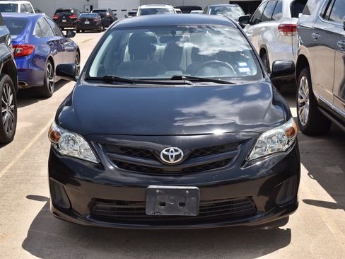 Used 2012 Toyota Corolla L FWD image 3