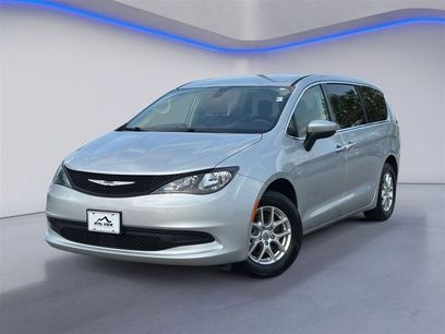 Used 2022 Chrysler Voyager LX