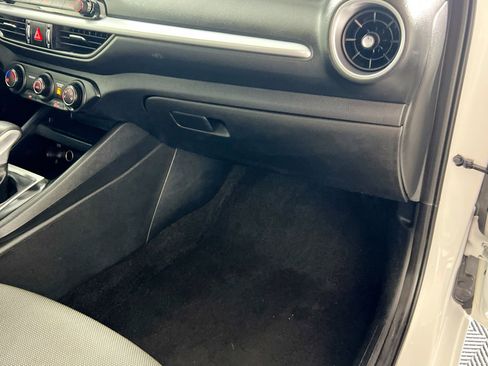 Used 2023 Kia Forte LXS image 34