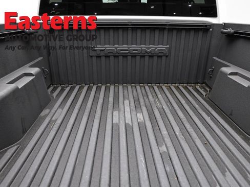 Used 2024 Toyota Tacoma TRD Off-Road AWD/4WD image 17