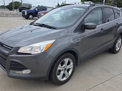 Used 2014 Ford Escape SE w/ Equipment Group 201A FWD image 1