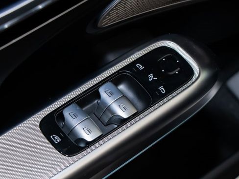 Used 2026 Mercedes-Benz E 350 4MATIC Sedan image 14