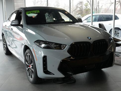 New 2026 BMW X6 xDrive40i w/ Climate Comfort Package AWD/4WD image 13