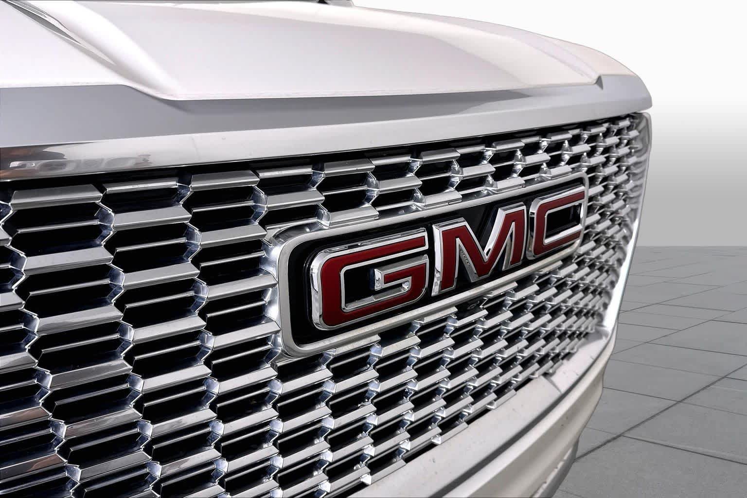 Used 2021 GMC Yukon Denali w/ Denali Premium Package RWD image 27