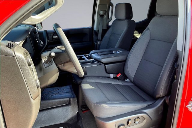 Used 2026 Chevrolet Silverado 1500 Custom w/ Turbomax Blackout Package AWD/4WD image 22