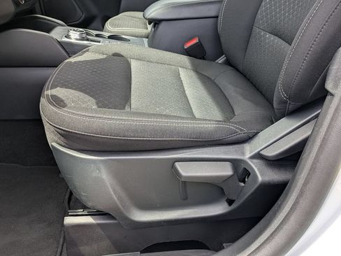 Used 2025 Ford Escape Active AWD/4WD image 15