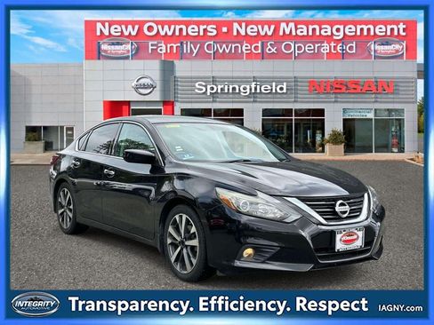 Used 2017 Nissan Altima 2.5 SR FWD image 1