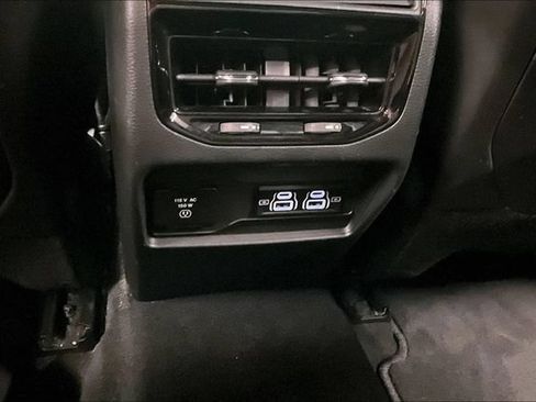 Used 2023 Jeep Grand Cherokee Altitude AWD/4WD image 32