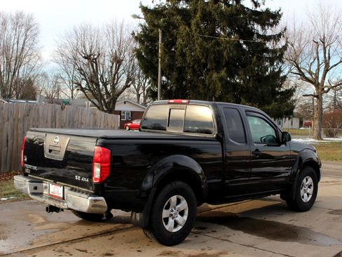 Used 2009 Nissan Frontier SE w/ SE Value Truck Pkg image 10